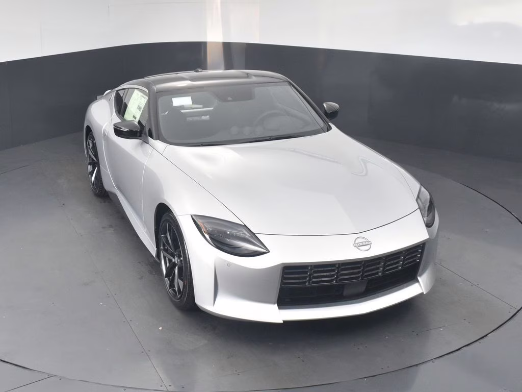 2025 Brilliant Silver/Super Black Nissan Z Performance RWD Coupe