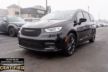 2025 Diamond Black Crystal Pearlcoat Chrysler Pacifica Limited FWD Van