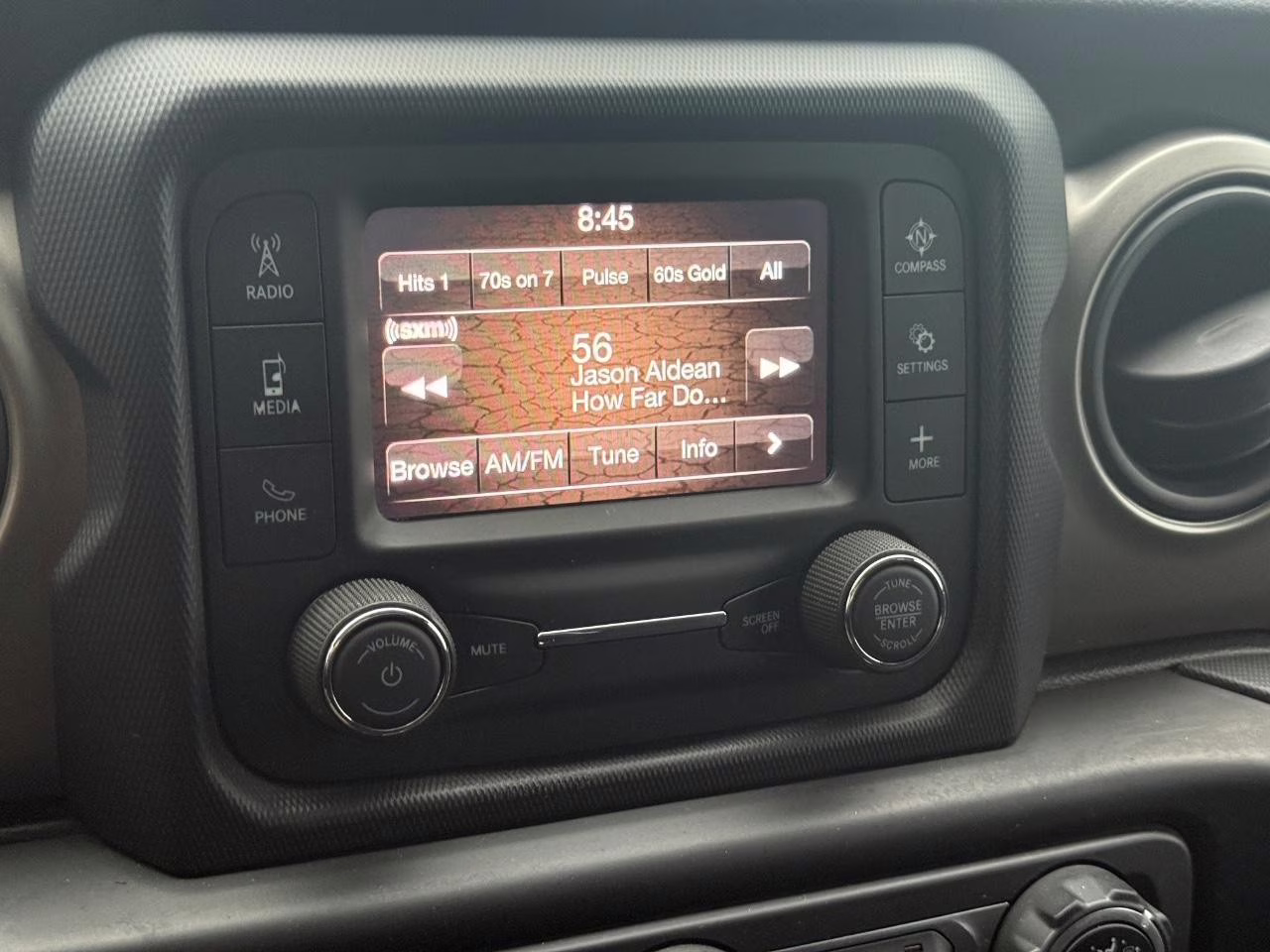 2020 Bright White Clearcoat Jeep Gladiator Sport 4X4 Truck