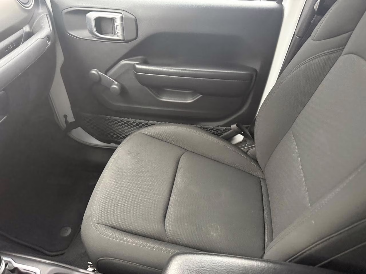 2020 Bright White Clearcoat Jeep Gladiator Sport 4X4 Truck