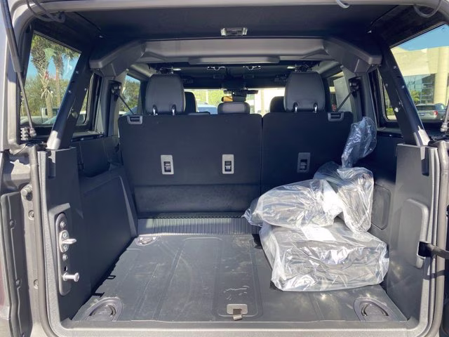 2026 Carbonized Gray Metallic Ford Bronco Big Bend 4X4 Convertible