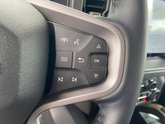 2026 Oxford White Ford Bronco Badlands 4X4 Convertible