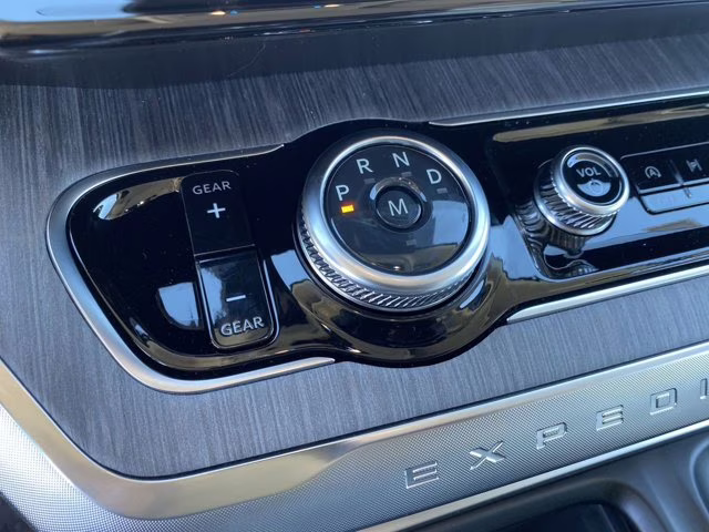 2026 Dark Matter Gray Metallic Ford Expedition Max Platinum 4X4 SUV