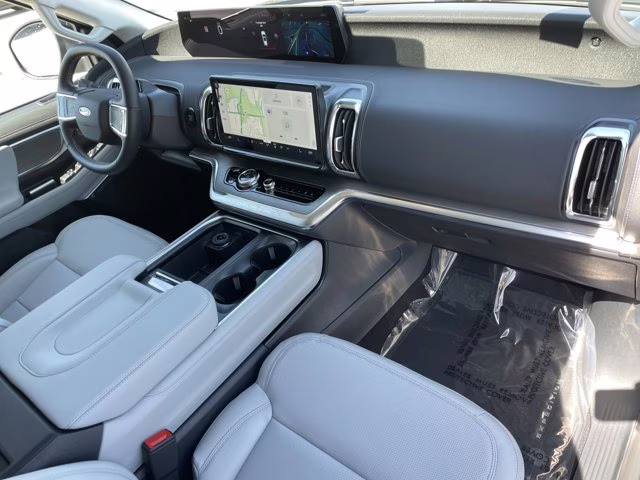 2026 Agate Black Metallic Ford Expedition Platinum 4X4 SUV