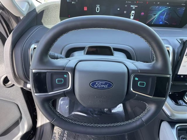 2026 Agate Black Metallic Ford Expedition Platinum 4X4 SUV