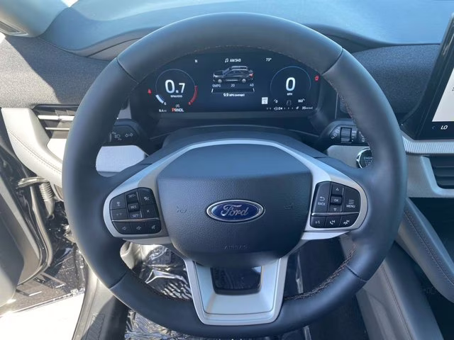 2026 Agate Black Metallic Ford Explorer Active RWD SUV