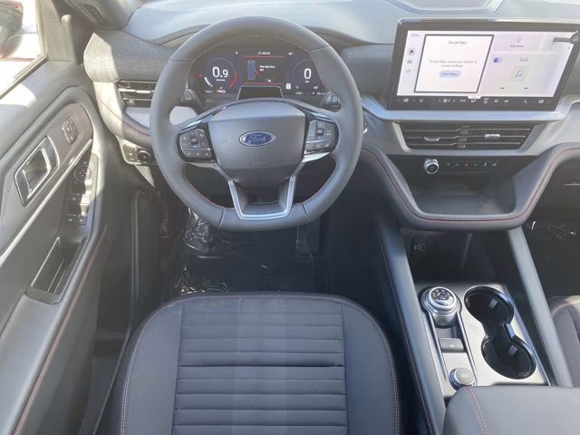 2026 Rapid Red Metallic Tinted Clearcoat Ford Explorer ST-Line RWD SUV