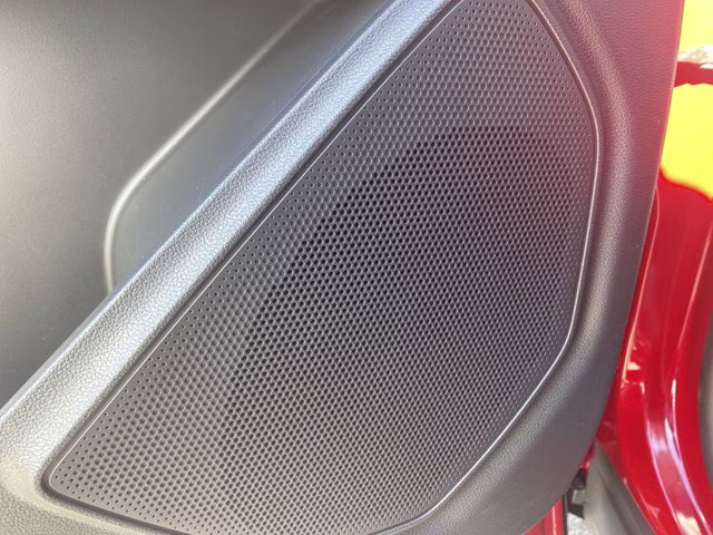 2026 Rapid Red Metallic Tinted Clearcoat Ford Explorer ST-Line RWD SUV