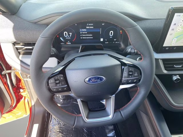 2026 Rapid Red Metallic Tinted Clearcoat Ford Explorer ST-Line RWD SUV