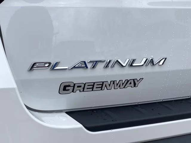 2026 Star White Metallic Tri-Coat Ford Explorer Platinum 4X4 SUV