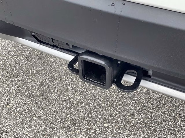 2026 Star White Metallic Tri-Coat Ford Explorer Platinum 4X4 SUV