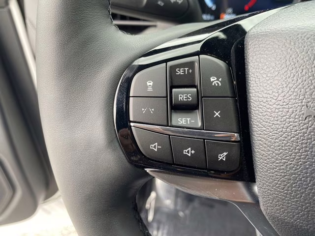 2026 Star White Metallic Tri-Coat Ford Explorer Platinum 4X4 SUV