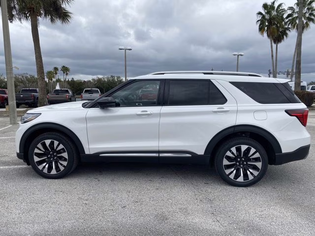 2026 Star White Metallic Tri-Coat Ford Explorer Platinum 4X4 SUV