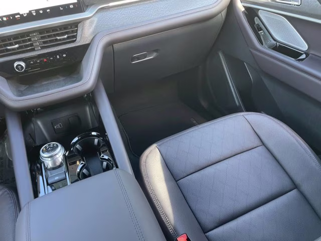 2026 Agate Black Metallic Ford Explorer Platinum 4X4 SUV