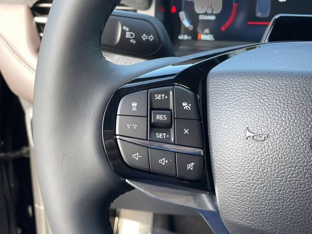 2026 Agate Black Metallic Ford Explorer Platinum 4X4 SUV