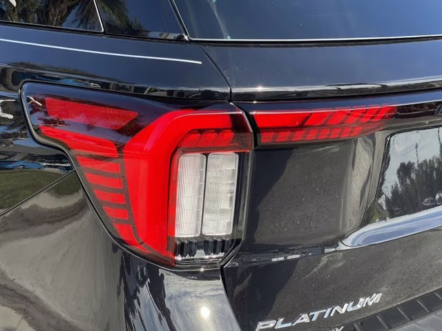 2026 Agate Black Metallic Ford Explorer Platinum 4X4 SUV