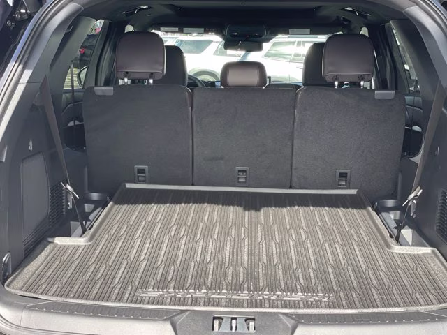 2026 Agate Black Metallic Ford Explorer Platinum 4X4 SUV