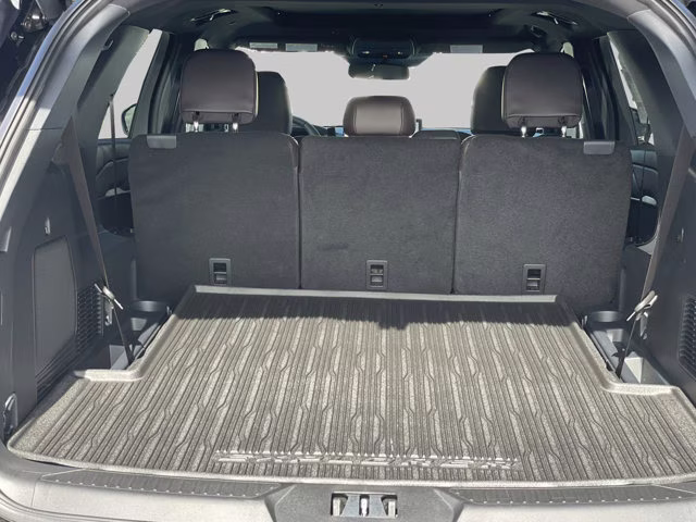 2026 Agate Black Metallic Ford Explorer Platinum 4X4 SUV