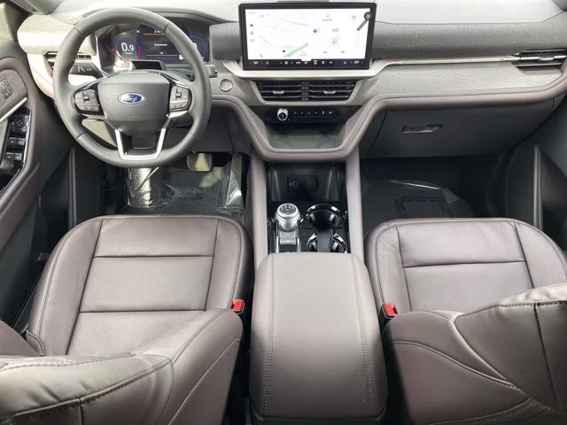 2026 Agate Black Metallic Ford Explorer Platinum 4X4 SUV