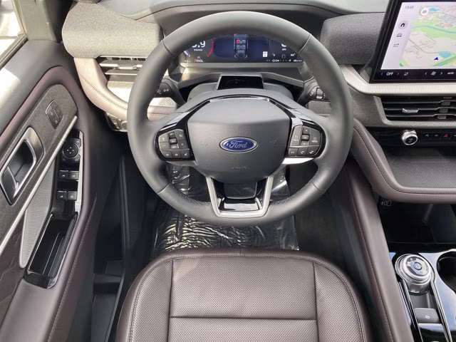 2026 Agate Black Metallic Ford Explorer Platinum 4X4 SUV