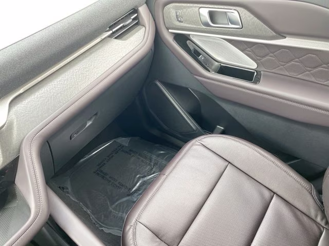 2026 Agate Black Metallic Ford Explorer Platinum 4X4 SUV