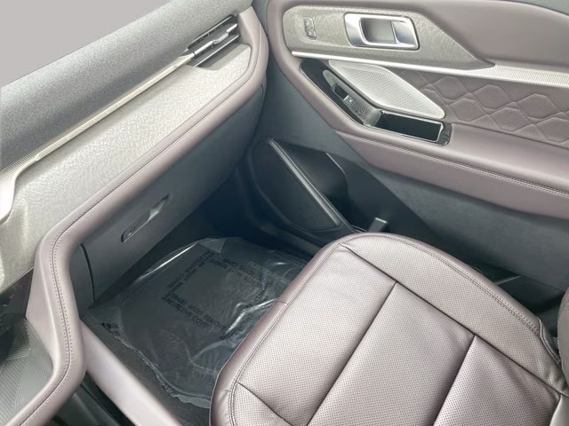 2026 Agate Black Metallic Ford Explorer Platinum 4X4 SUV