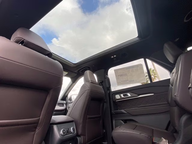 2026 Agate Black Metallic Ford Explorer Platinum 4X4 SUV