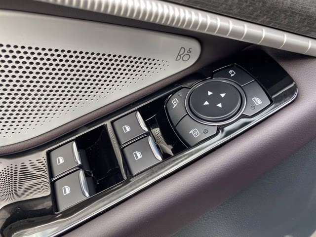 2026 Agate Black Metallic Ford Explorer Platinum 4X4 SUV