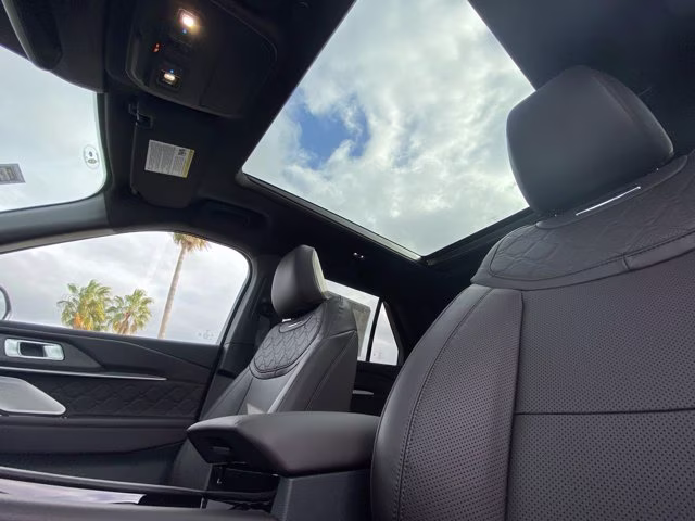 2026 Agate Black Metallic Ford Explorer Platinum 4X4 SUV