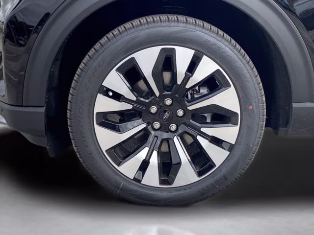 2026 Agate Black Metallic Ford Explorer Platinum 4X4 SUV