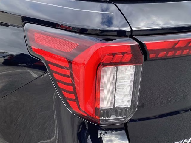 2026 Agate Black Metallic Ford Explorer Platinum 4X4 SUV