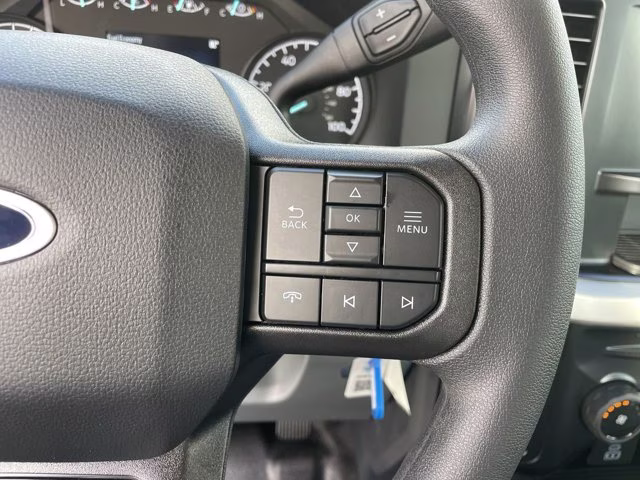 2026 Oxford White Ford Super Duty F-350 SRW XL RWD Truck