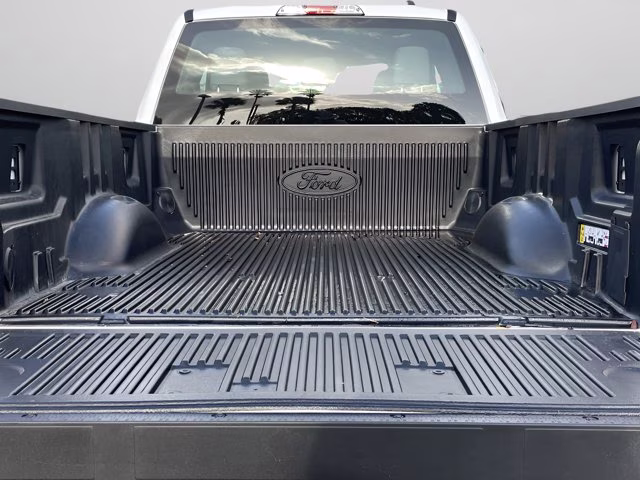 2026 Oxford White Ford Super Duty F-350 SRW XL RWD Truck