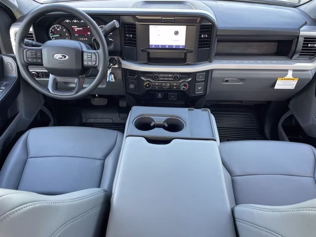 2026 Oxford White Ford Super Duty F-350 SRW XL RWD Truck