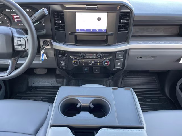 2026 Oxford White Ford Super Duty F-350 SRW XL RWD Truck