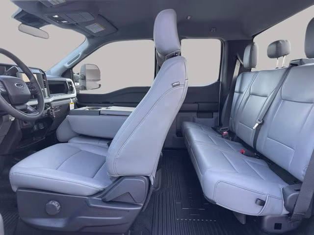 2026 Oxford White Ford Super Duty F-350 SRW XL RWD Truck