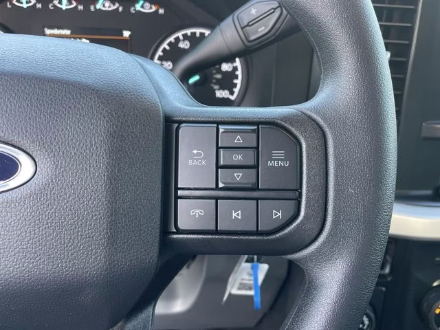 2026 Oxford White Ford Super Duty F-350 SRW XL RWD Truck
