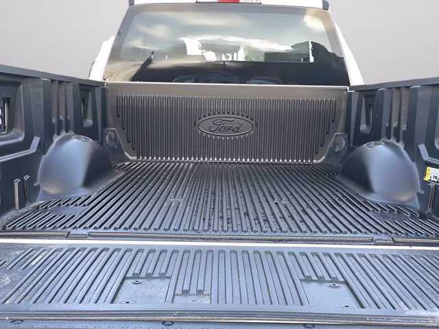 2026 Oxford White Ford Super Duty F-350 SRW XL RWD Truck