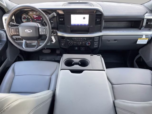 2026 Oxford White Ford Super Duty F-350 SRW XL RWD Truck
