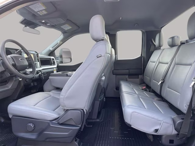 2026 Oxford White Ford Super Duty F-350 SRW XL RWD Truck