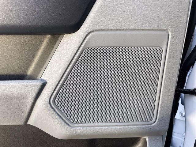 2026 Oxford White Ford Super Duty F-350 SRW XL RWD Truck