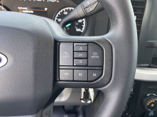 2026 Oxford White Ford Super Duty F-350 SRW XL RWD Truck