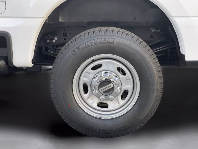 2026 Oxford White Ford Super Duty F-350 SRW XL RWD Truck