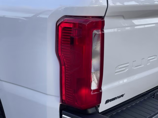 2026 Oxford White Ford Super Duty F-350 SRW XL RWD Truck