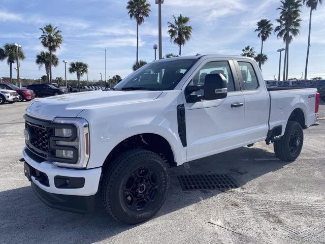 2026 Oxford White Ford Super Duty F-350 SRW XL 4X4 Truck