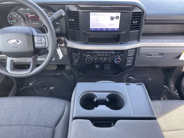 2026 Oxford White Ford Super Duty F-350 SRW XL 4X4 Truck