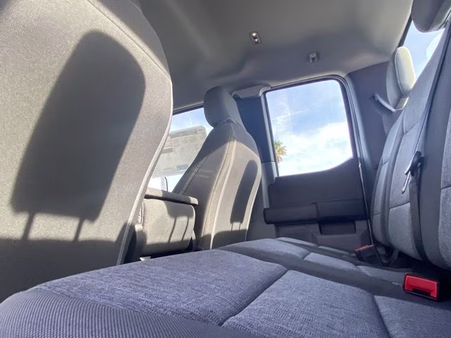 2026 Oxford White Ford Super Duty F-350 SRW XL 4X4 Truck