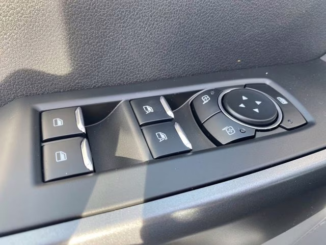 2026 Oxford White Ford Super Duty F-350 SRW XL 4X4 Truck