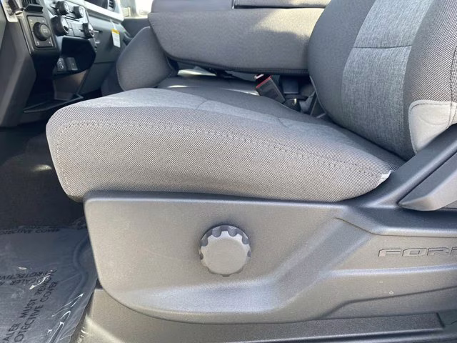 2026 Oxford White Ford Super Duty F-350 SRW XL 4X4 Truck