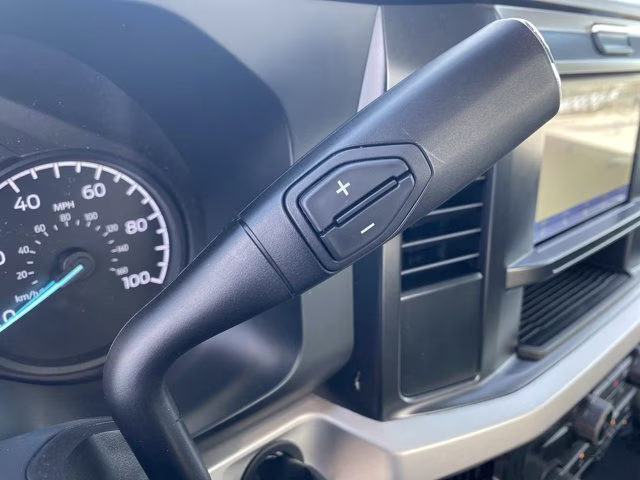 2026 Oxford White Ford Super Duty F-350 SRW XL 4X4 Truck